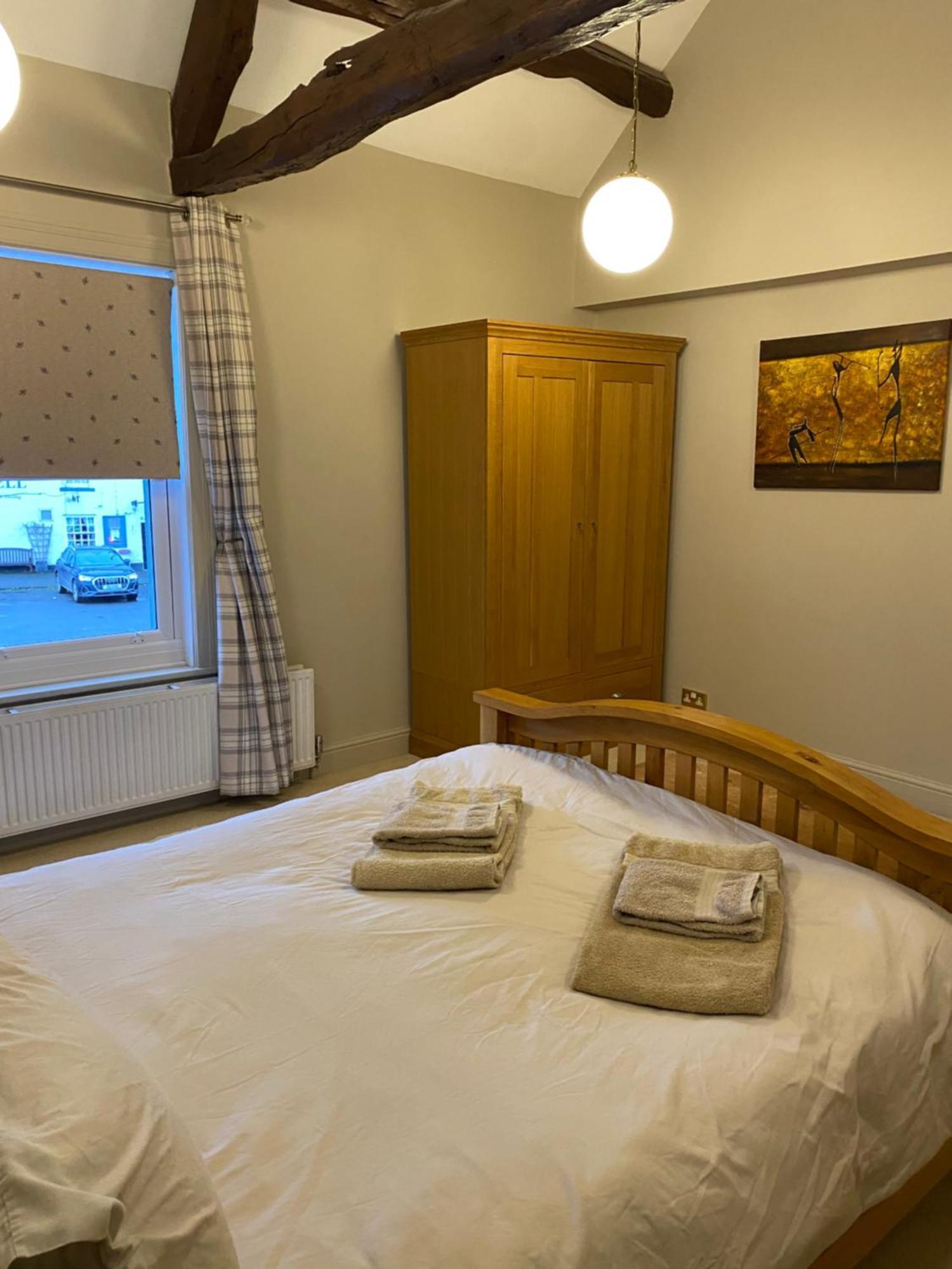 Kezbah 1, 22 The Square Centre Of Dalston Village Apartment *
